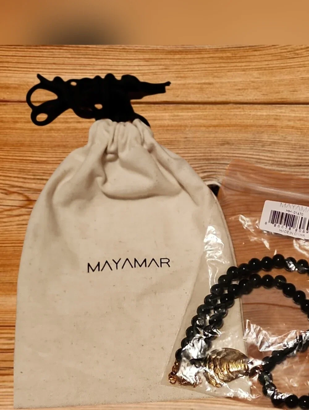 MAYAMAR Black Agate Beaded Gold Shell Pendant Necklace